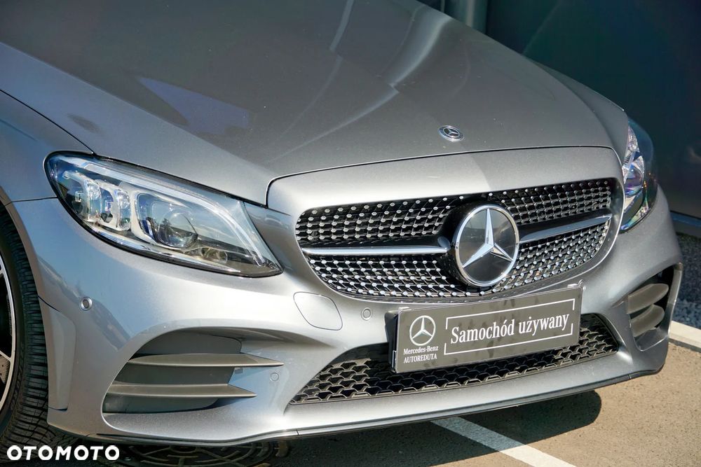 Mercedes-Benz Klasa C 300 9G-TRONIC - 10