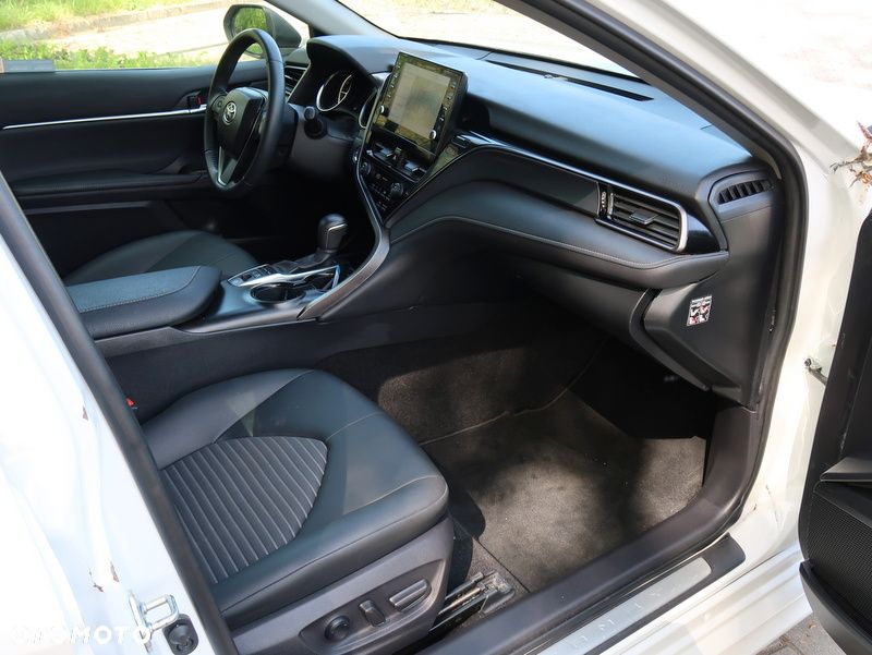 Toyota Camry 2.5 Hybrid Prestige CVT - 14