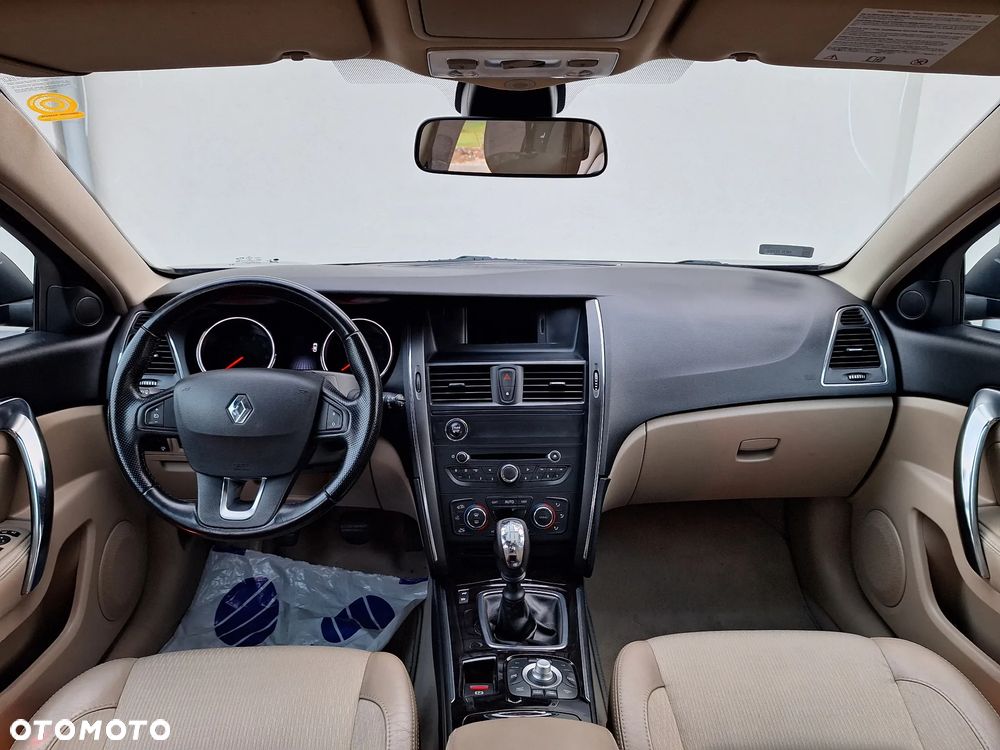 Renault Latitude 2.0 Privilege Etanol - 7