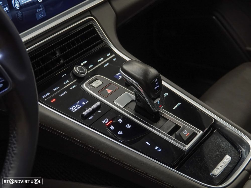 Porsche Panamera GTS - 21