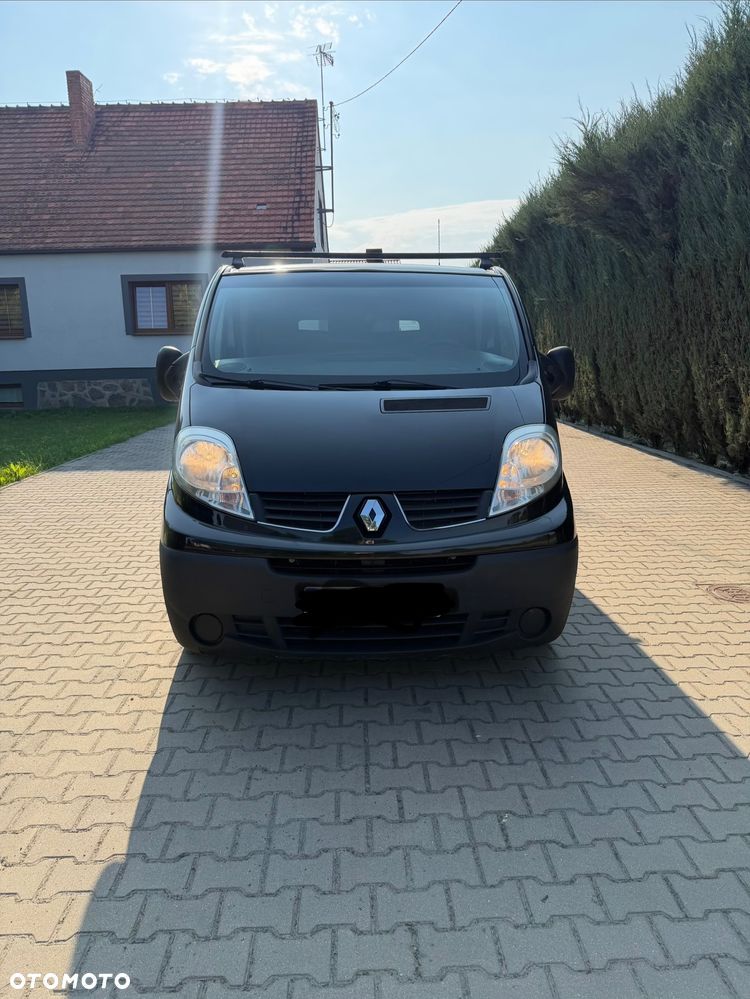Renault Trafic - 2