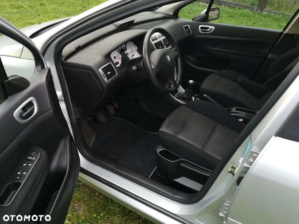 Peugeot 307 - 7
