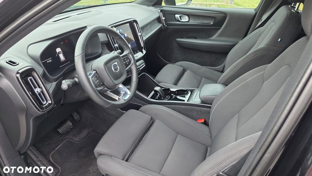 Volvo XC 40 Recharge Plus - 13