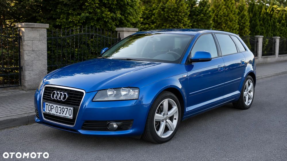Audi A3 Sportback - 1