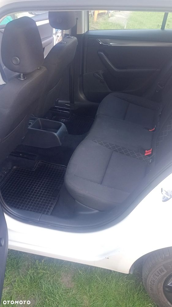 Skoda Octavia 1.6 TDI Active - 11