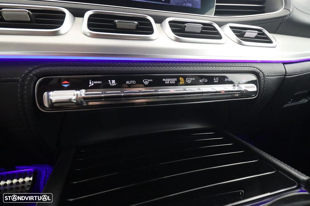 Mercedes-Benz GLE 300 d 4Matic 9G-TRONIC AMG Line - 34