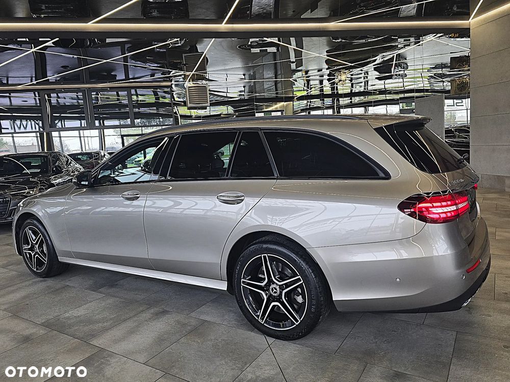 Mercedes-Benz Klasa E 300 de 4Matic 9G-TRONIC AMG Line - 5