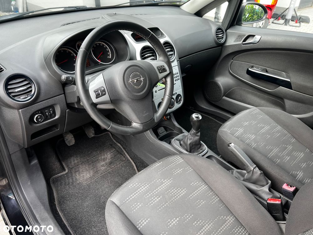Opel Corsa 1.2 16V Enjoy - 16