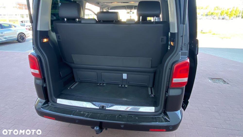 Volkswagen Multivan - 15