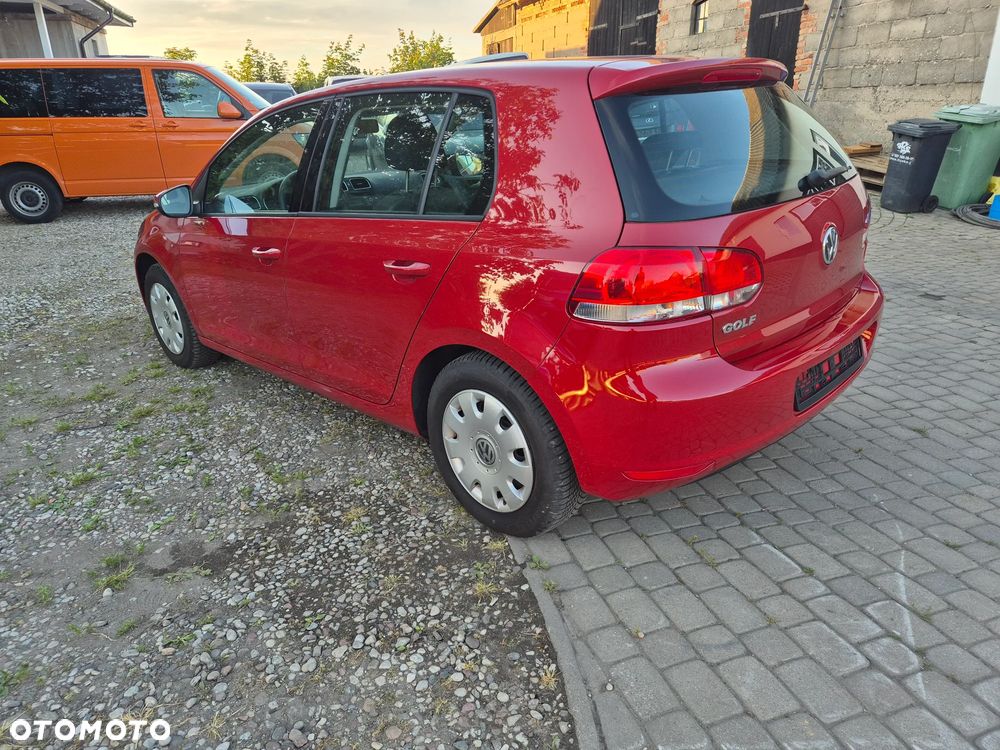 Volkswagen Golf - 11