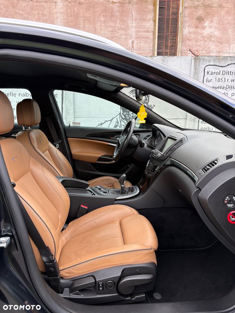 Opel Insignia - 12