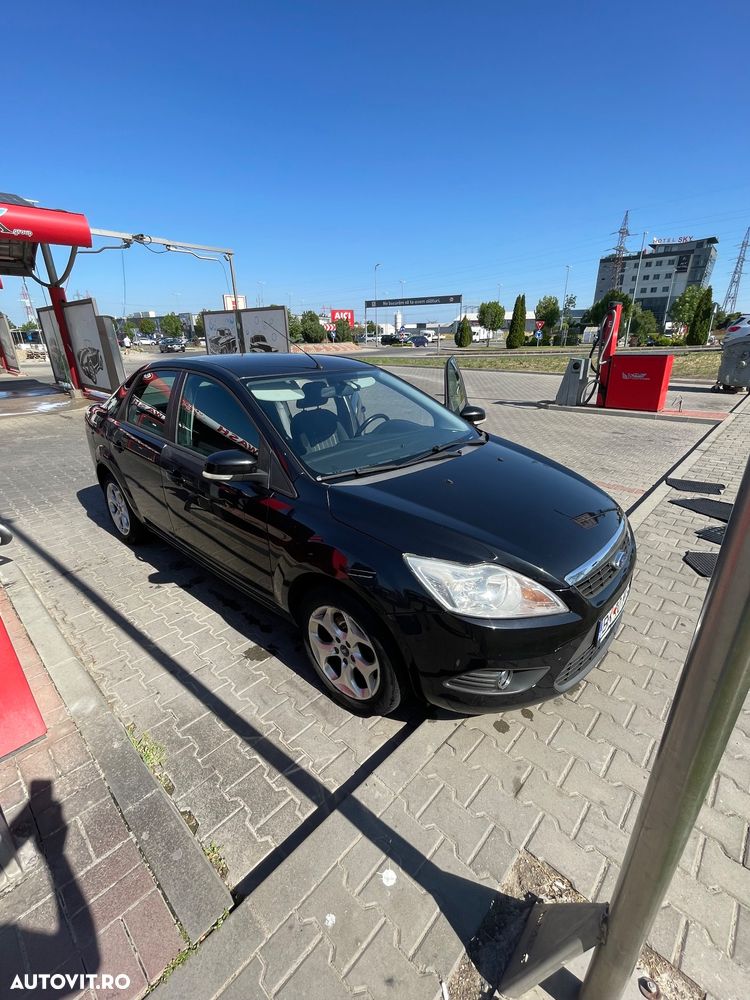 Ford Focus 1.6i Titanium - 1