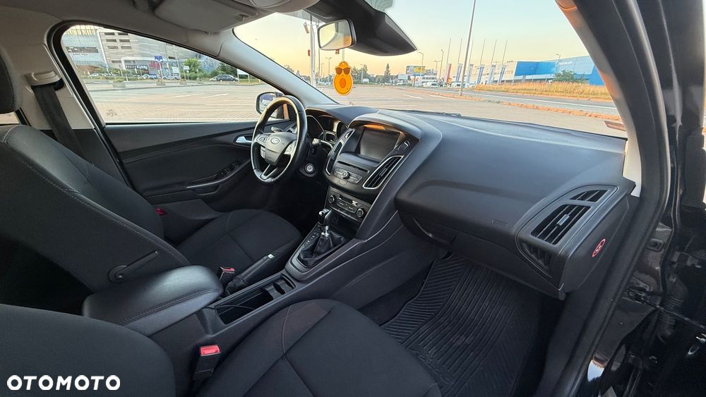 Ford Focus - 14