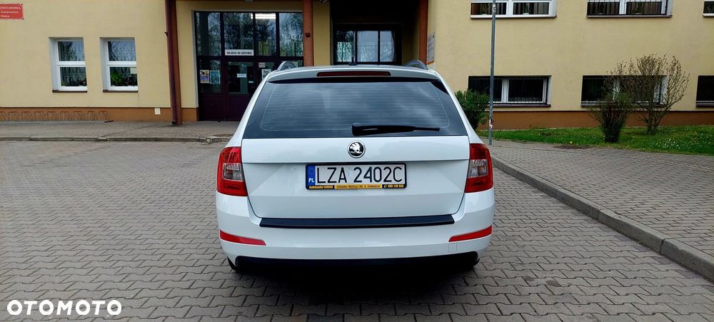 Skoda Octavia 1.6 TDI Active DSG - 6
