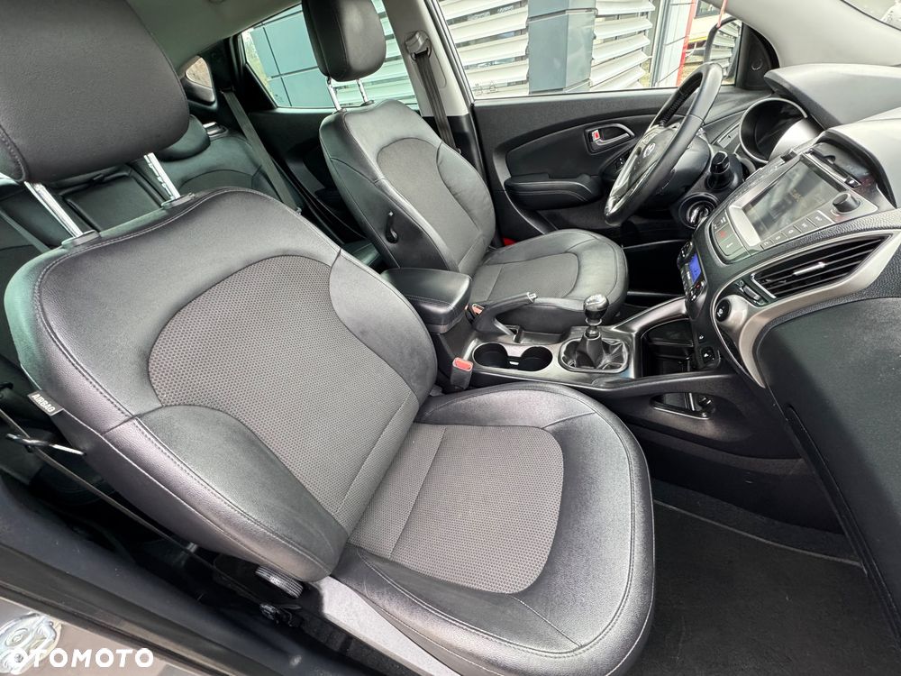 Hyundai ix35 1.6 2WD blue Comfort - 16