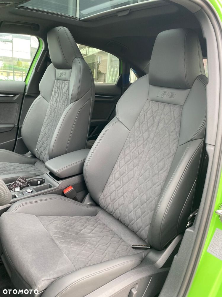 Audi RS3 Limousine - 9