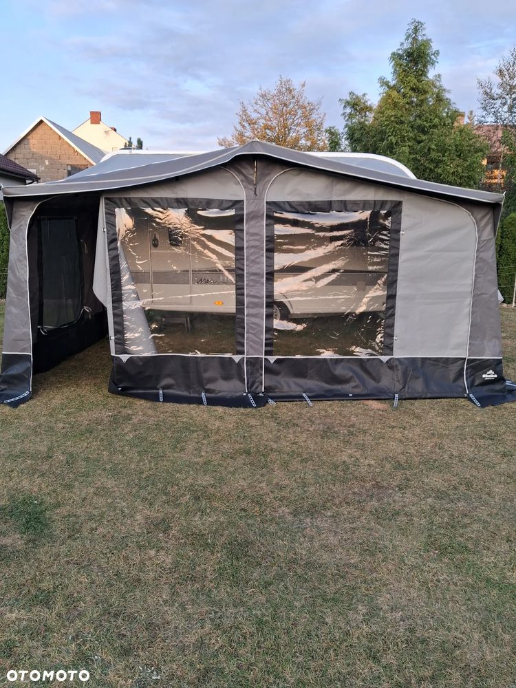 Hobby De Luxe 440 - 19