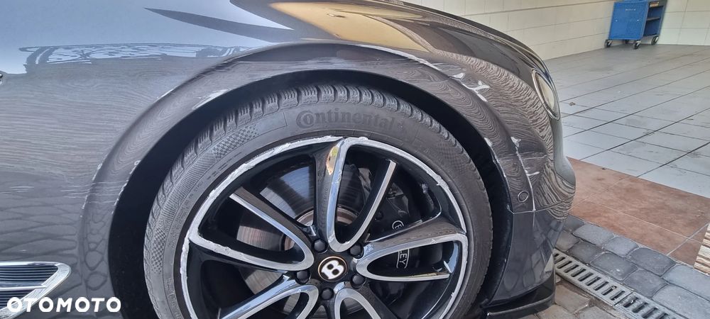 Bentley Continental GT V8 - 27