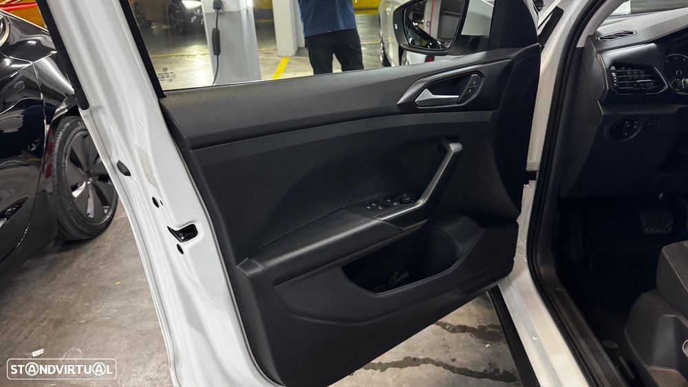 VW T-Cross 1.0 TSI BlackStyle DSG - 11