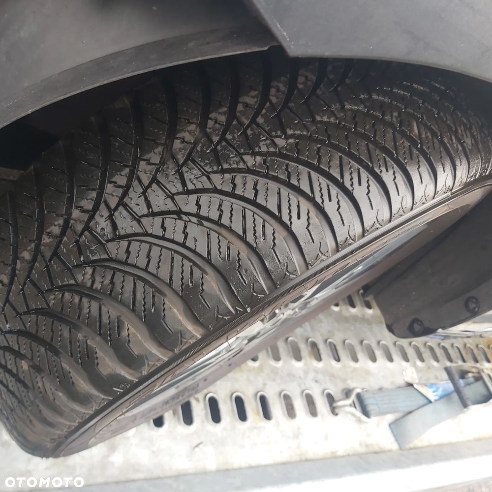 Nissan Micra 1.5 dCi Tekna - 12