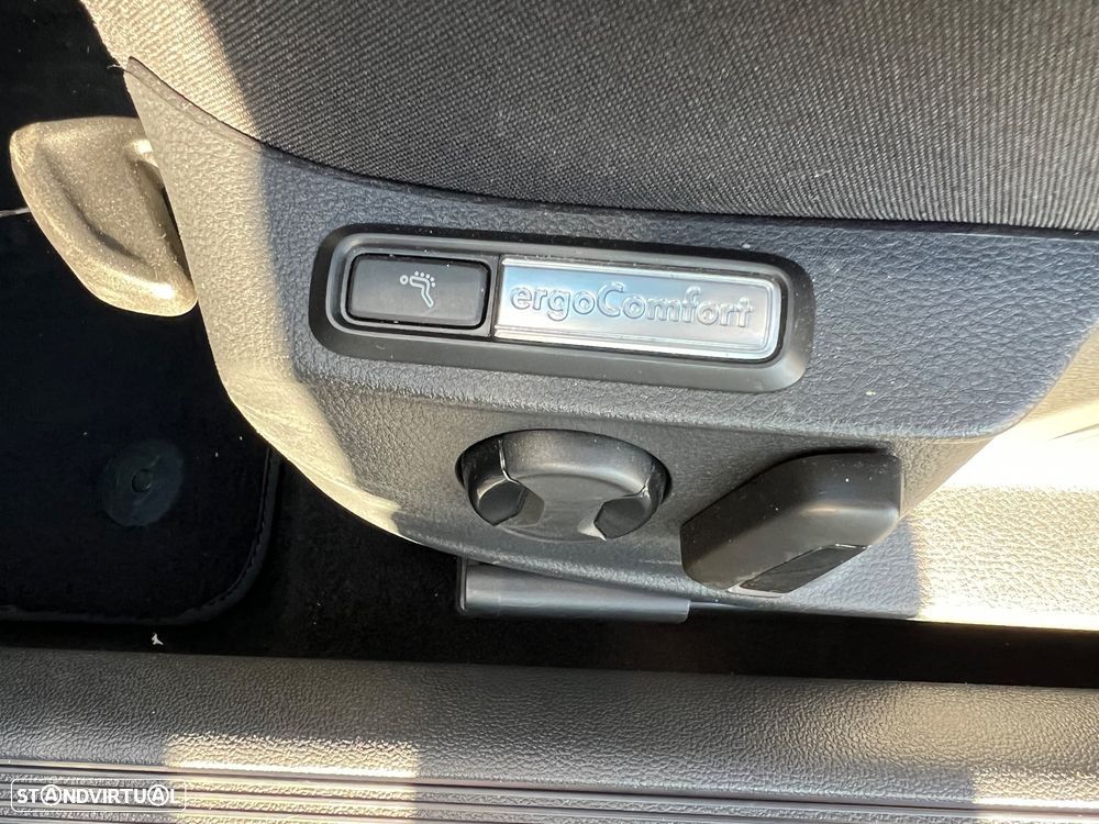 VW Passat Variant 1.4 TSI Plug-In-Hybrid DSG GTE - 25