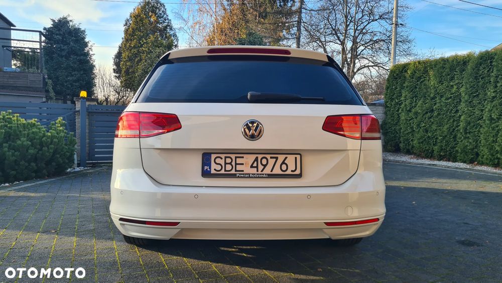Volkswagen Passat 2.0 TDI SCR Elegance - 5