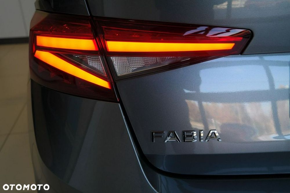 Skoda Fabia - 10