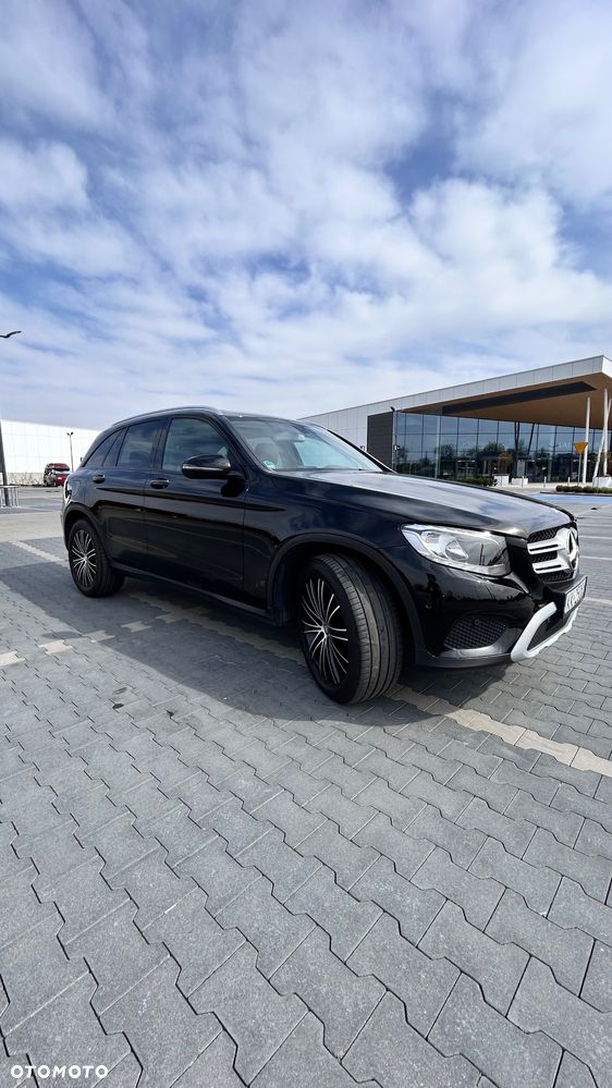 Mercedes-Benz GLC - 1