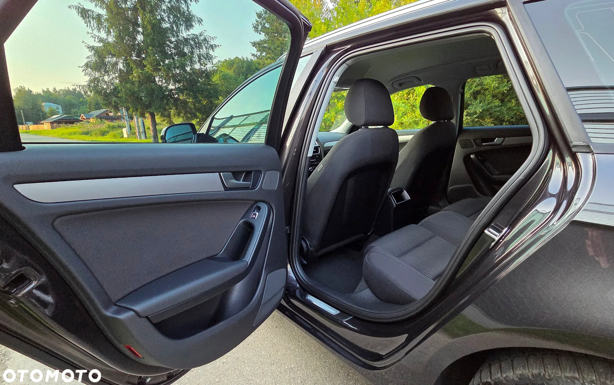 Audi A4 Avant 2.0 TDI quattro - 37
