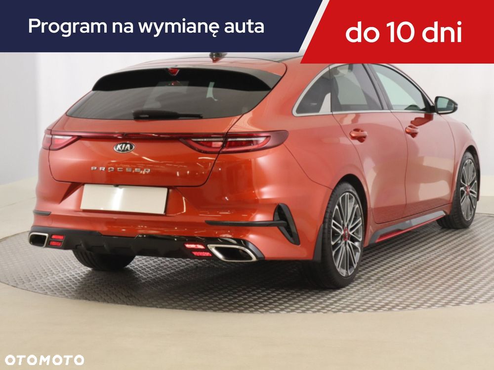 Kia ProCeed - 7