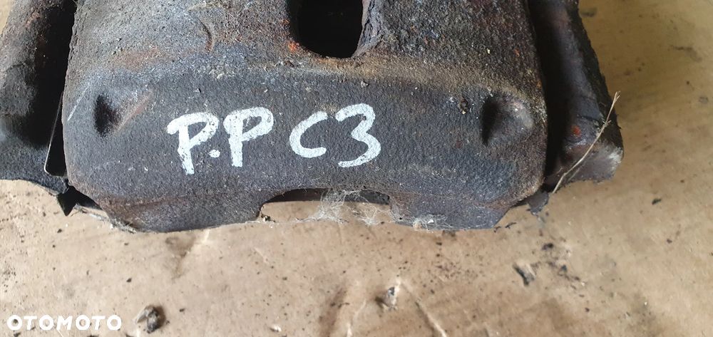 Zacisk hamulcowy prawy przód przedni Citroen C3 II - 7