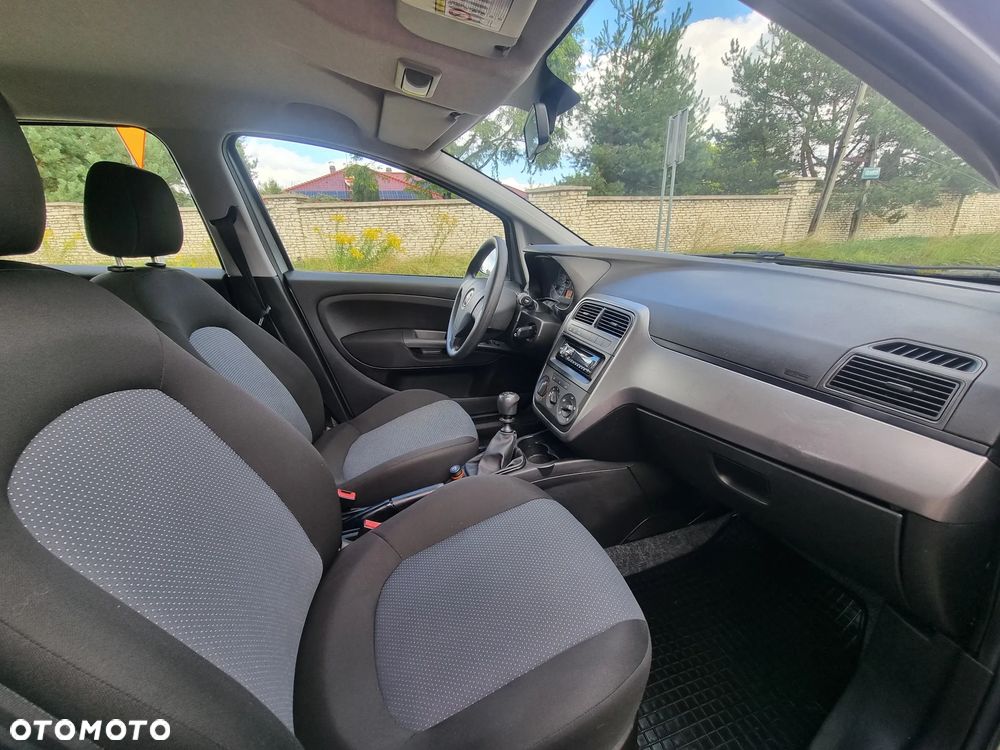 Fiat Punto 1.2 Fresh - 19