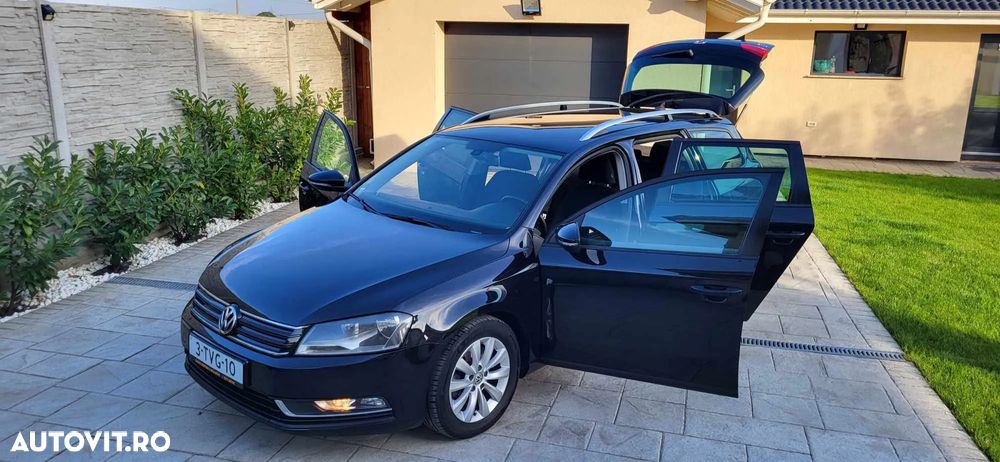 Volkswagen Passat - 1