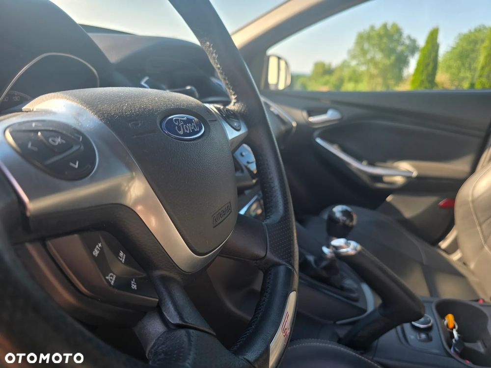 Ford Focus - 14