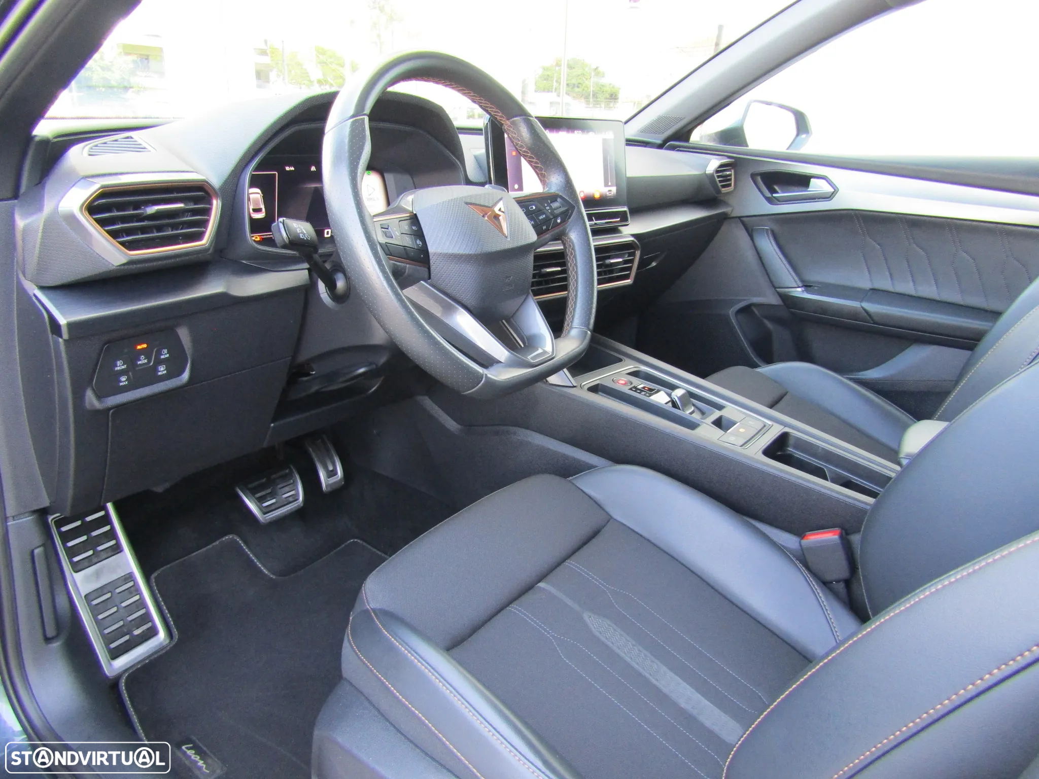 Cupra Leon 1.4 e-Hybrid VZ DSG - 13