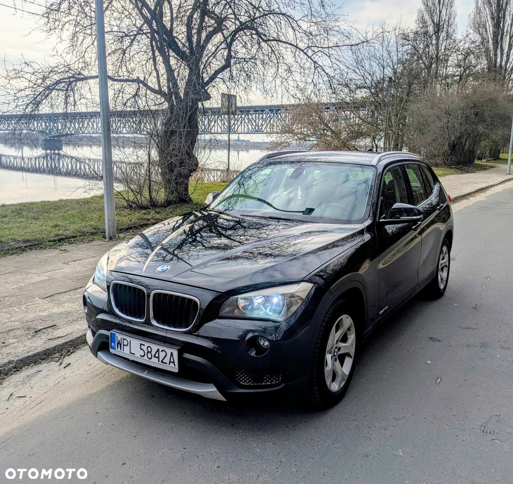 BMW X1 sDrive18d xLine - 1