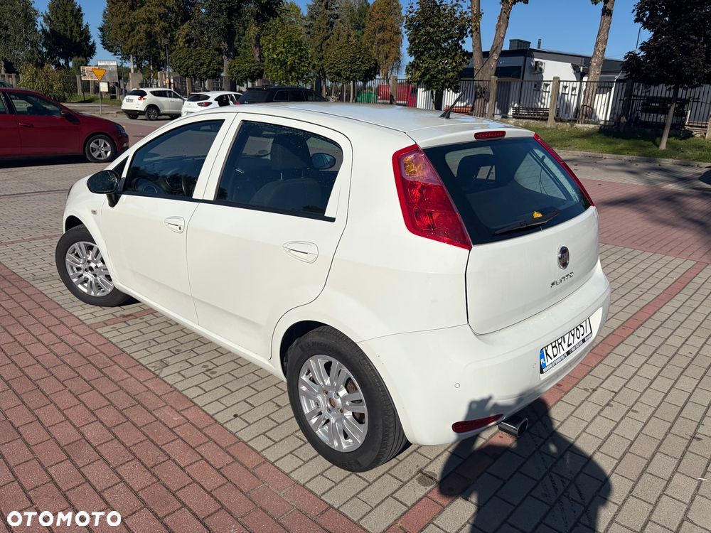 Fiat Punto 1.4 Easy S&S - 9