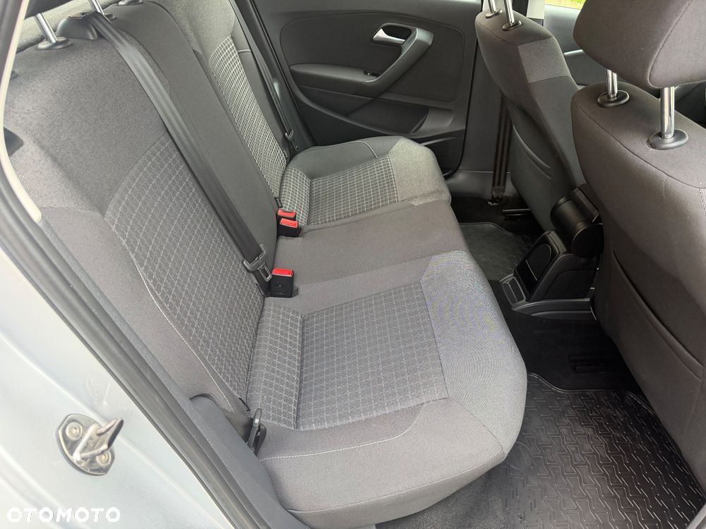 Volkswagen Polo 1.2 TSI (Blue Motion Technology) Comfortline - 19