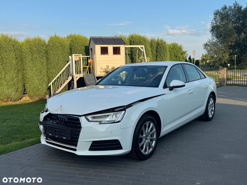 Audi A4 Limousine 2.0 TFSI ultra S tronic - 1