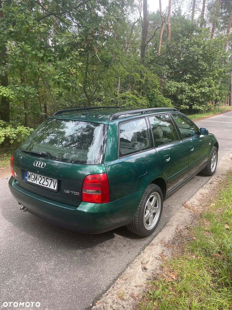 Audi A4 Avant - 4