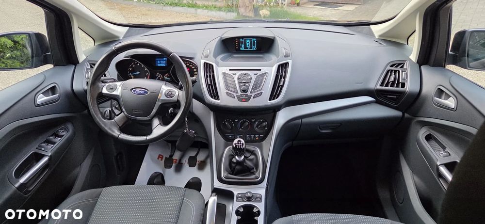 Ford Grand C-MAX - 26