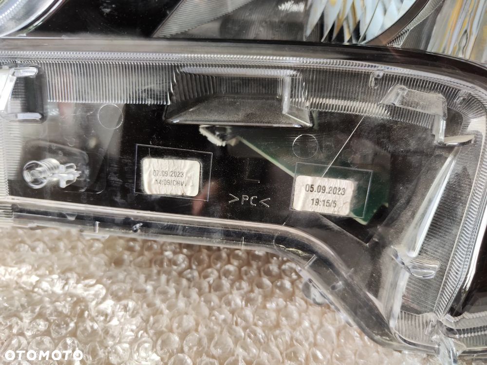 Reflektor LEWY PRZEDNI TOYOTA COROLLA 81150-02S60 LAMPA LEWA - 2