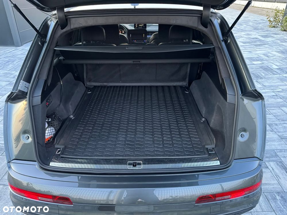 Audi SQ7 - 16