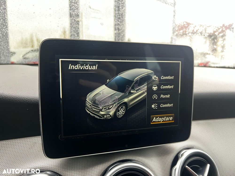 Mercedes-Benz GLA 180 7G-DCT Urban - 17