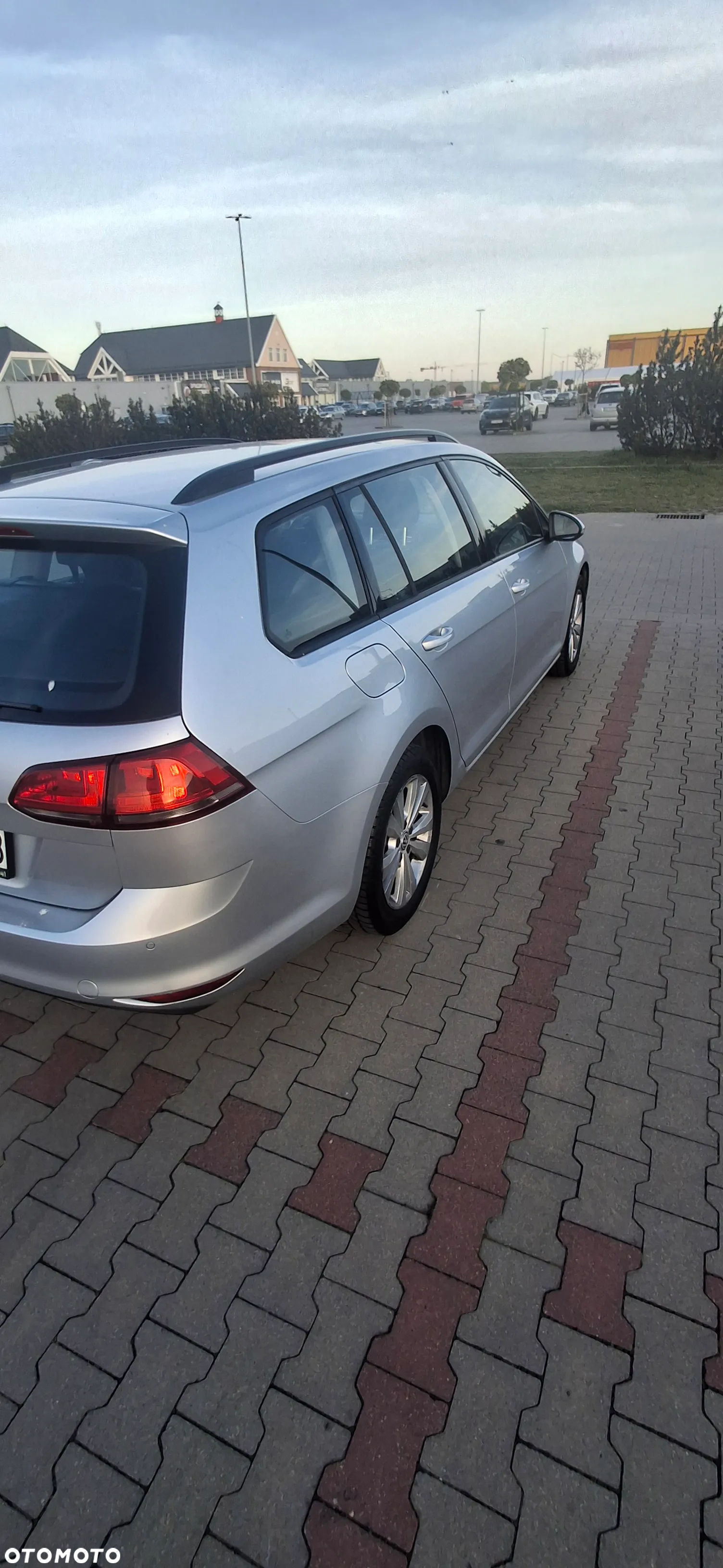 Volkswagen Golf VII 1.6 TDI BMT Comfortline - 6