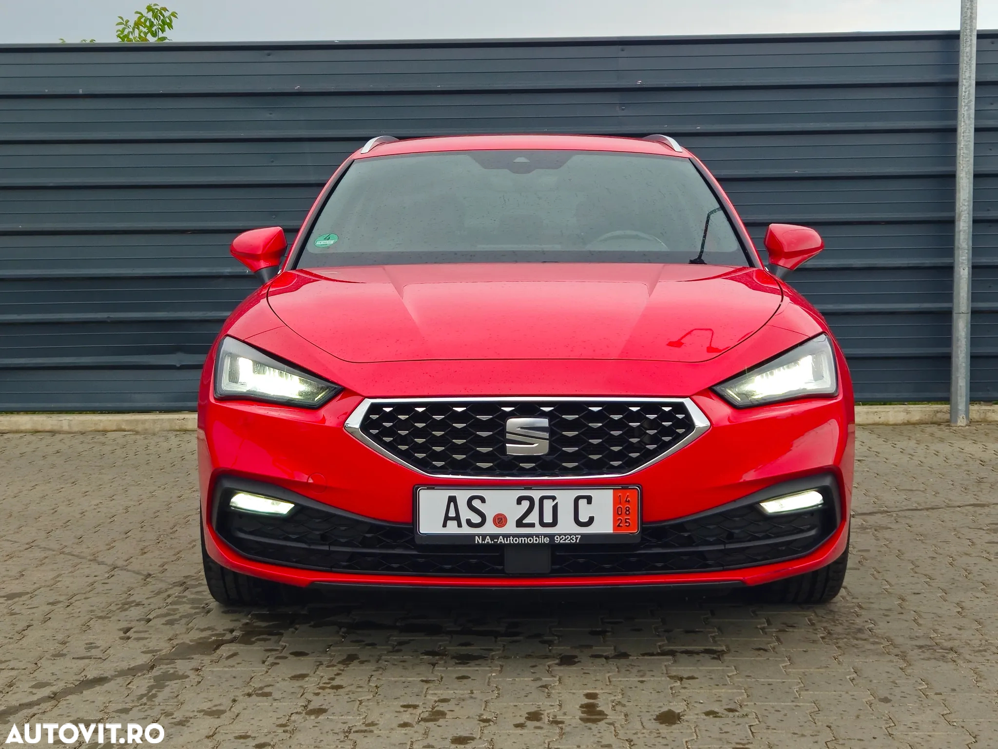 Seat Leon 2.0 TDI DSG Xcellence Plus - 2