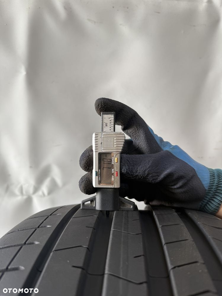 255/35/19 Pirelli P ZERO AO 96Y - 5