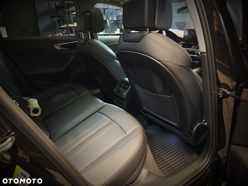 Audi A4 Avant 45 TFSI quattro S tronic S line - 11