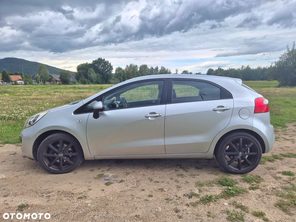 Kia Rio 1.1 CRDI Attract - 1