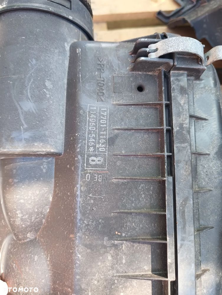OBUDOWA FILTRA POWIETRZA TOYOTA LAND CRUISER VII J150 PRADO 2.8 17-23R. 17701-11630 - 2